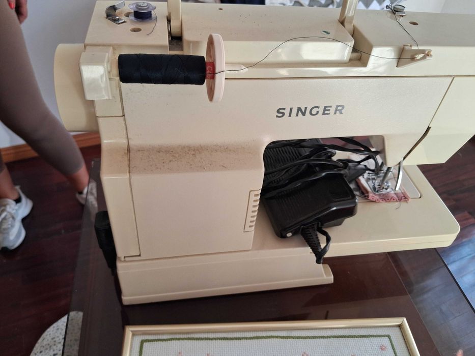 Máquina de costura Singer