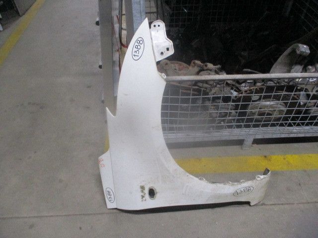 Guarda-lamas direito SUZUKI Swift IV (FZ, NZ)