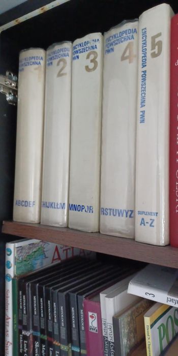 Encyklopedia 5 tomowa