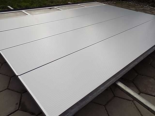 Brama garażowa segmentowa panelowa 396x288cm