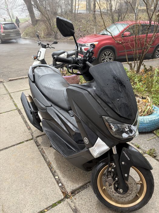 Yamaha n-max 155 (Nmax N max)