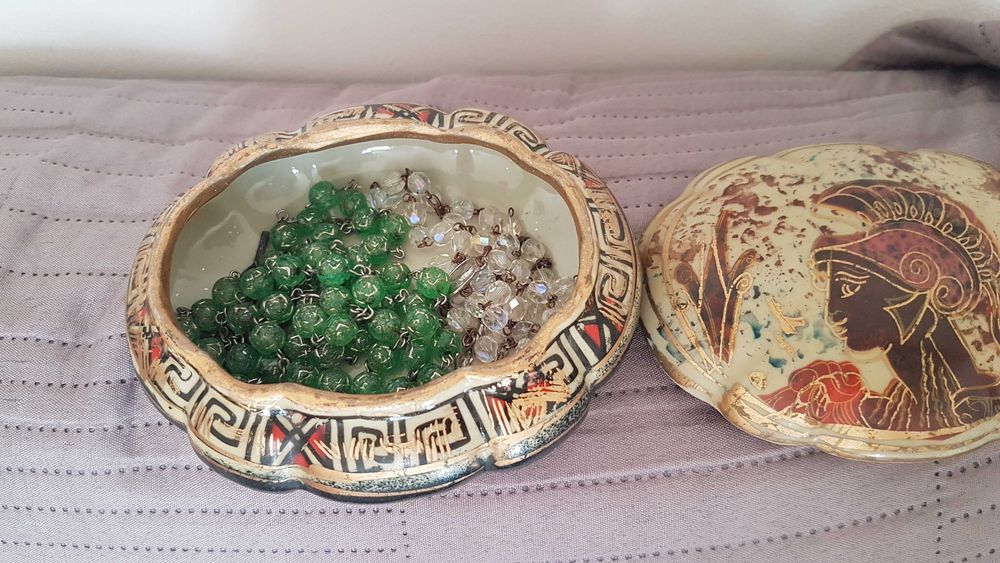 Szkatułka na Biżuterie-porcelana