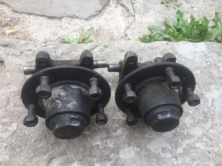 Продам ступиці волга