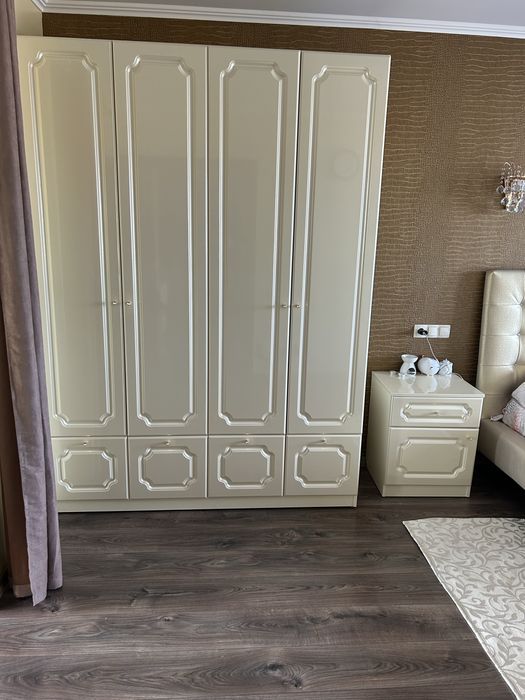 Шкаф фасад дерево