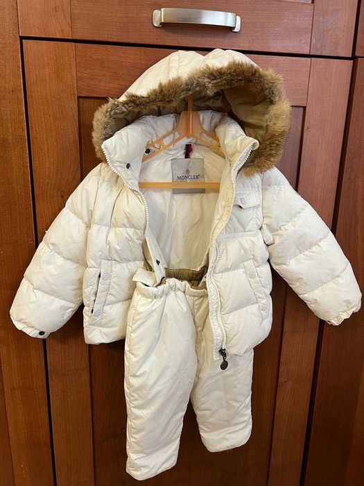 Дитячі зимові речі 0–2 роки | комбінезони, куртки, взуття