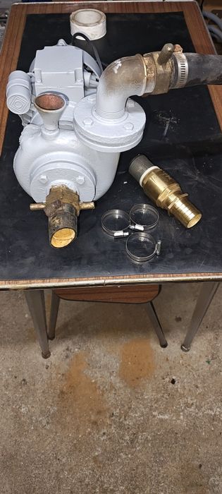 Vendo bomba de água elétrica