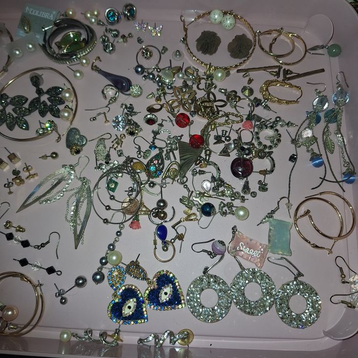 Kolczyki duży zestaw różnych kolczyków tous