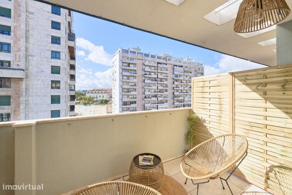 Quarto - localizado em Lapa Lisbon