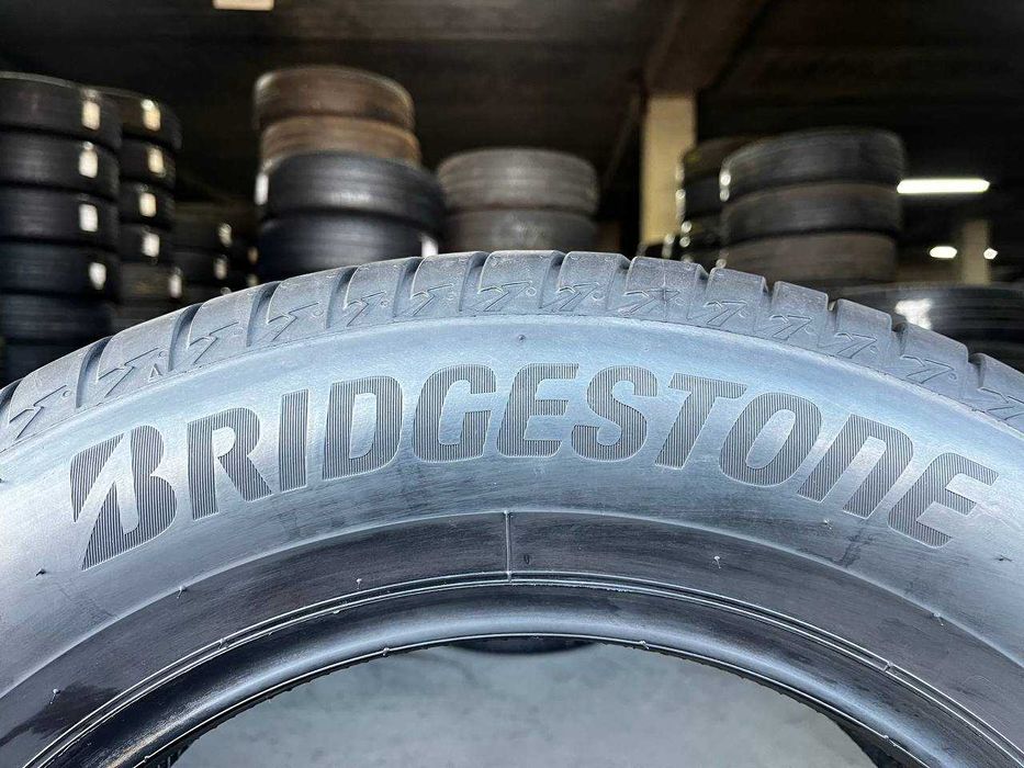 215/65 R17 BRIDGESTONE TURANZA T005 Шини літні в стані нових