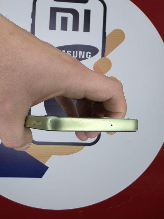 Samsung A05 4/64 гб – бюджетний смартфон у відмінному стані