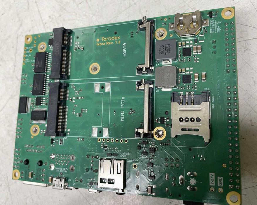 Плата носитель Ixora Carrier Board V1.3A + модуль Apalis iMX8 4gb
