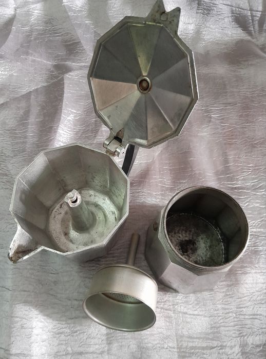 Cafeteira em alumínio