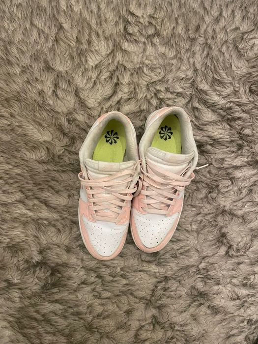 Tênis Nike dunk rosa