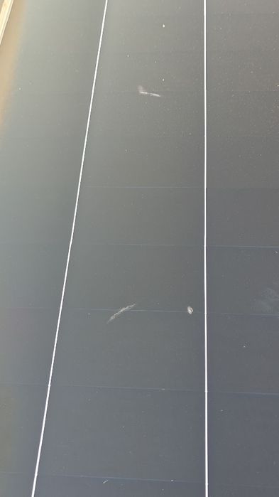 Painel Solar AIKO 665W – Novo com defeito estético