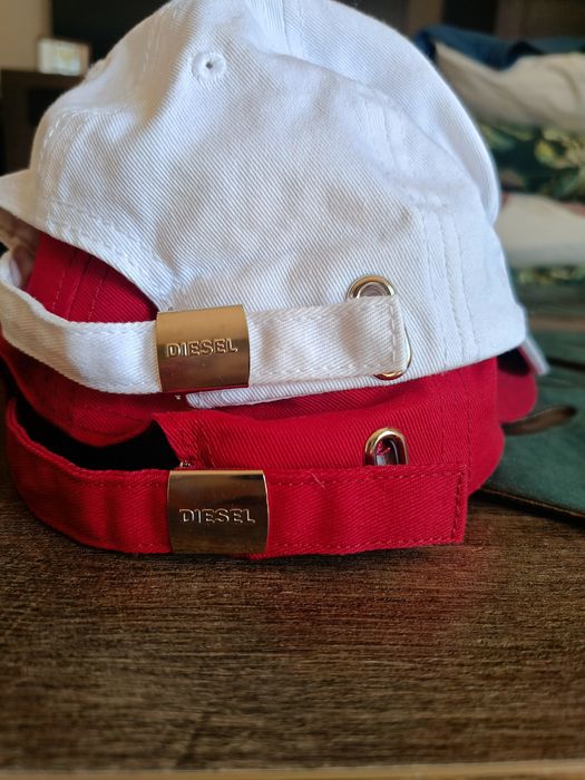 Diesel Czapka dziecięca z daszkiem bejsbolówka 2 sztuki