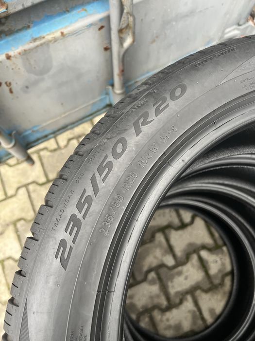 235/50 R20 Pirelli 4шт 2022рік 7мм-7.5мм Залишок протектора