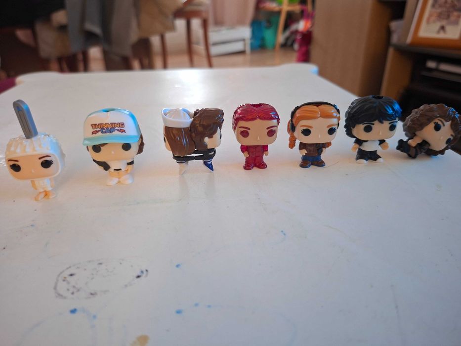 Stranger Things kinder joy