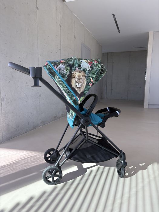 CYBEX Mios 3.0 Dj Khaled spacerówka
