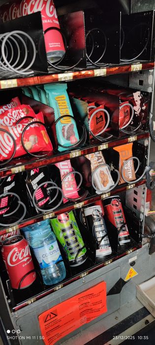 Máquina snacks - bebidas