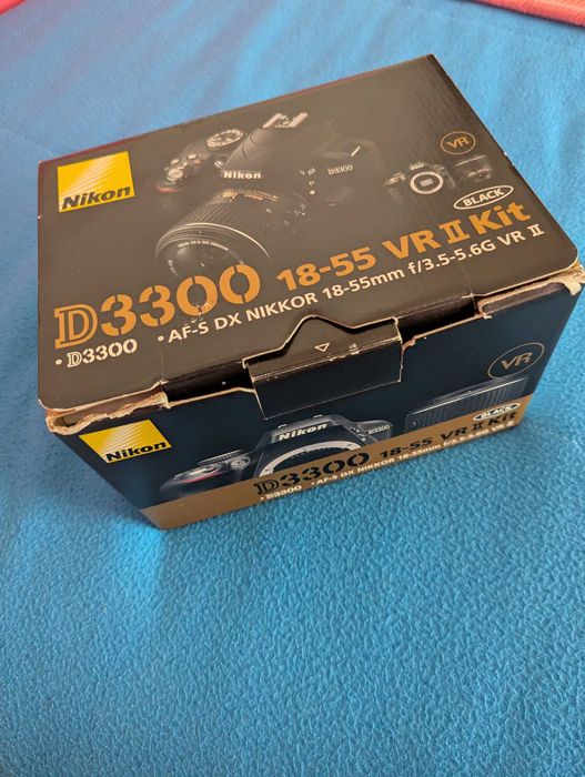 Máquina fotográfica Nikon D3100