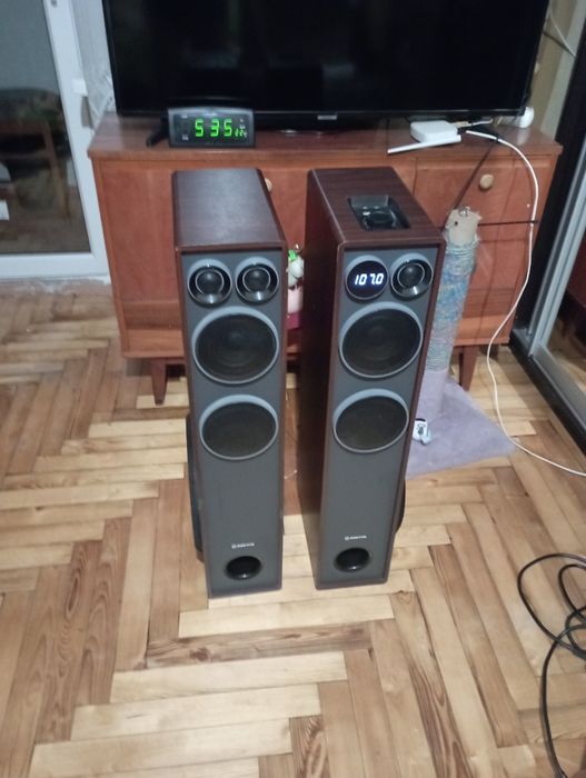 Акустические колонки MANTA SPK720