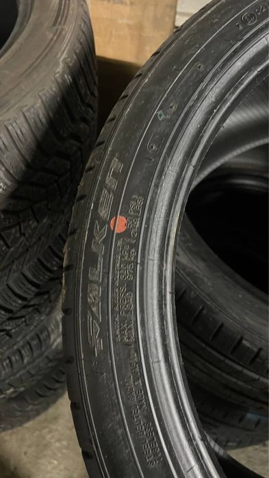 Комплект літньої гуми 295/35/21 Falken