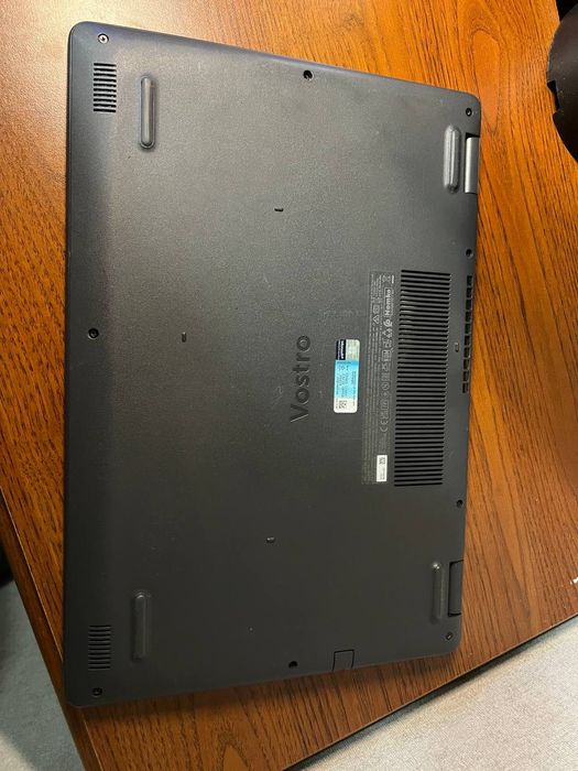 Ноутбук  Dell Vostro 3500