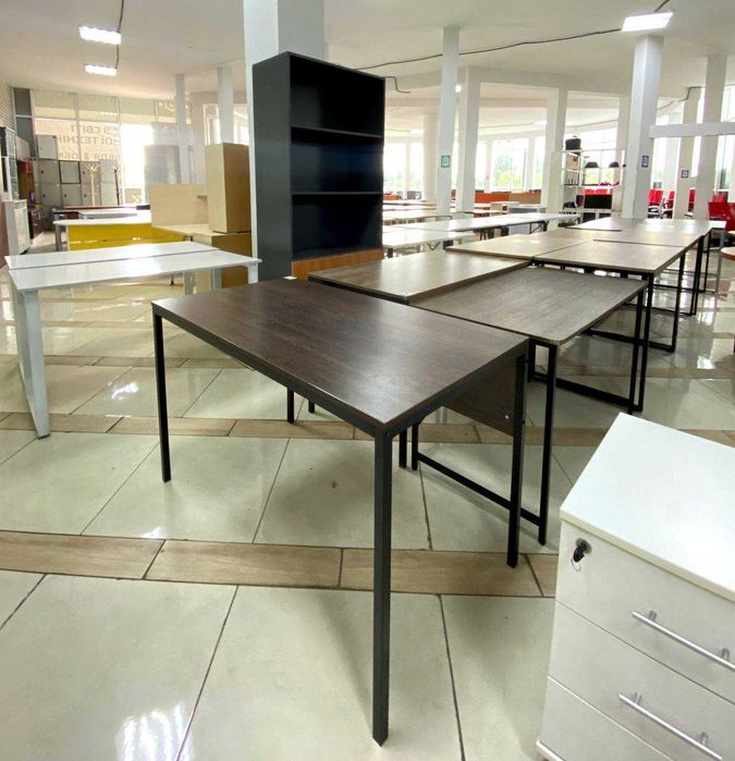 ЛИКВИДАЦИЯ склада офисной мебели столы угловые письменные компьютерные