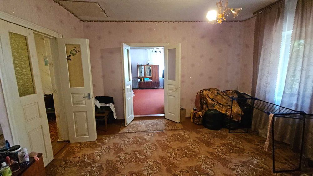 Цегляний будинок, в місті Яготин - всі комунікації. Є ВІДЕООГЛЯД