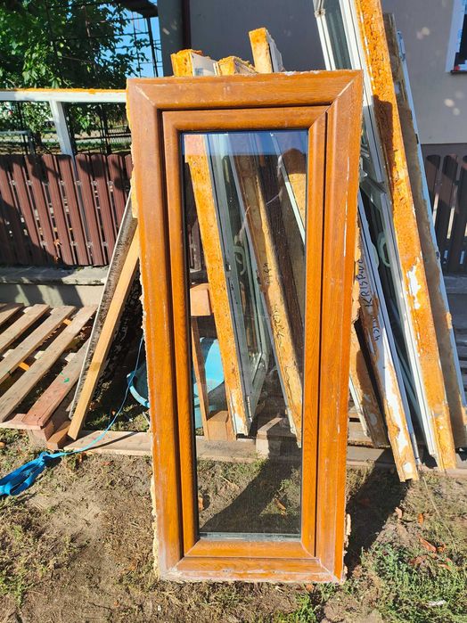 używane okna PCV dwuszybowe złoty dąb