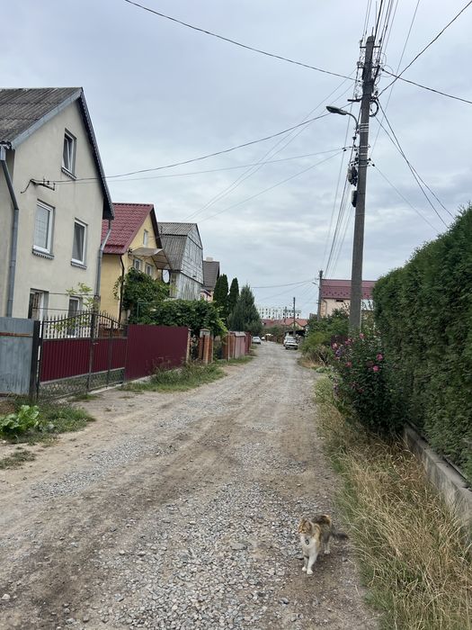 Продаж будинок дачний м .Винники