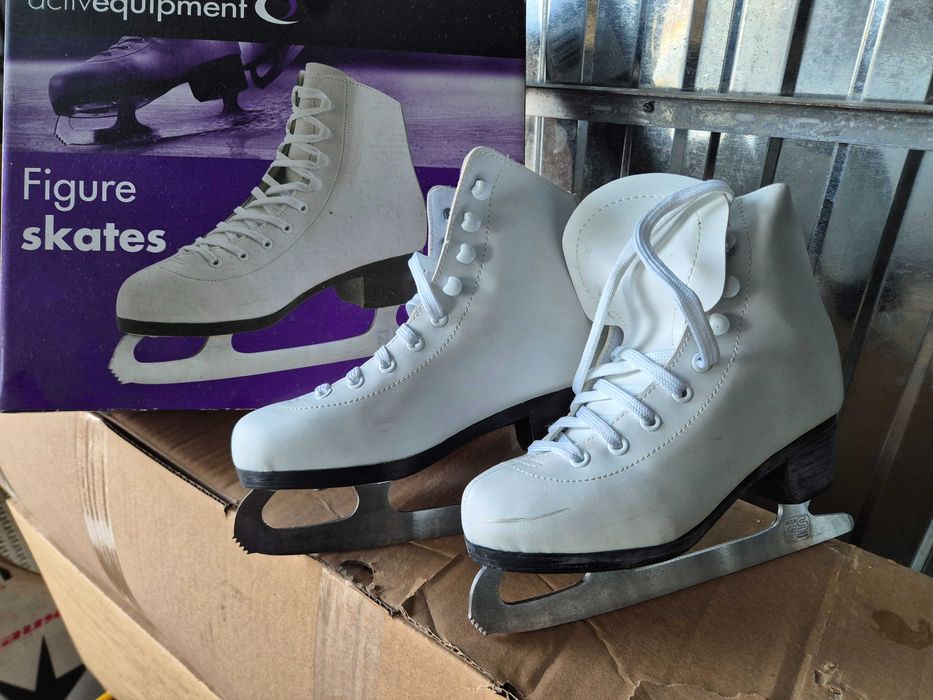Łyżwy damskie, figurówki, roz. 36