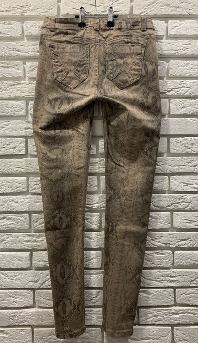 Джинси жіночі(джинсы женские).Reserved, 34.