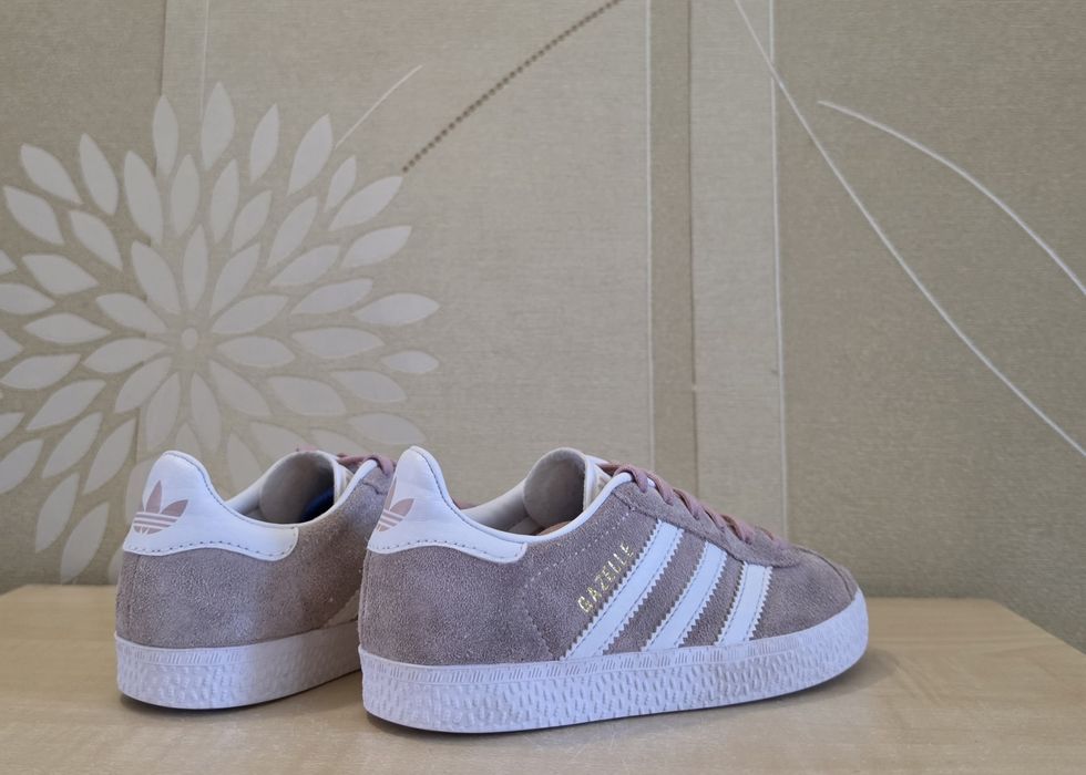 Дитячі кросівки оригінал Adidas Gazelle розмір 28