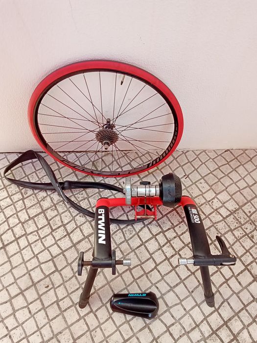 Rolo de treino B-twin Ride 500+ Roda com cassete+acessórios