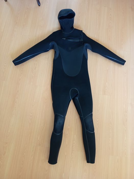 [PACK INVERNO] 2 Fatos de Surf Deeply (XL) – 5/4mm + 4/3mm | Excelente Estado