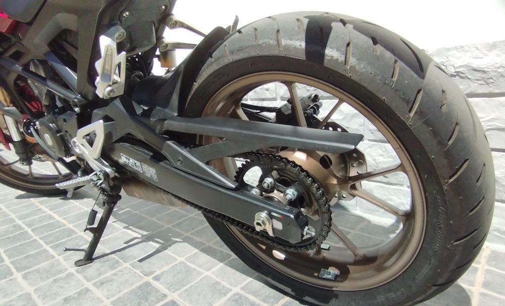 Honda CB 125R  - Como Nova