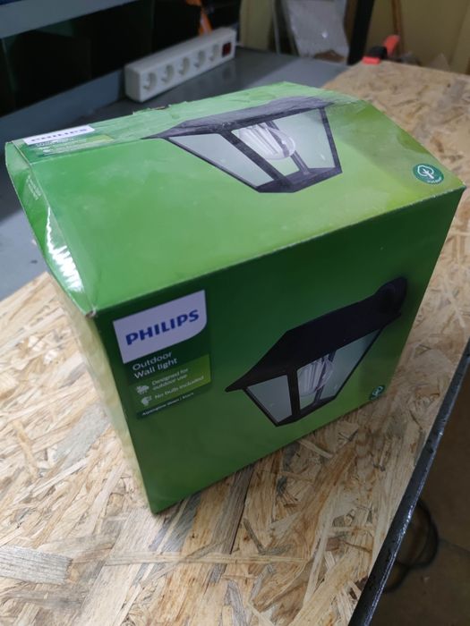 Lampa kinkiet ogrodowa Philips ALPENGLOW 16495/30/PN