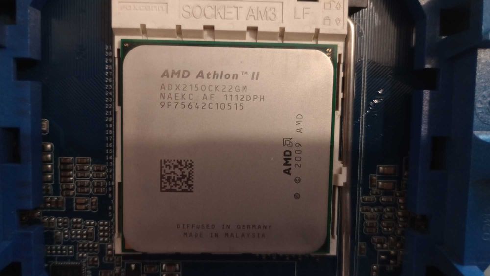 Комплект ASRock N68-S3 UCC / AMD Athlon II X2 215
