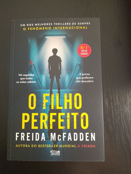 Livro "O filho perfeito" - Freida McFaddenLivro "O filho perfeito" - Freida McFadden