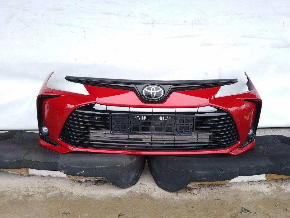 Бампер передній в зборі Toyota Corolla E21 Тойота Королла 19-25 року