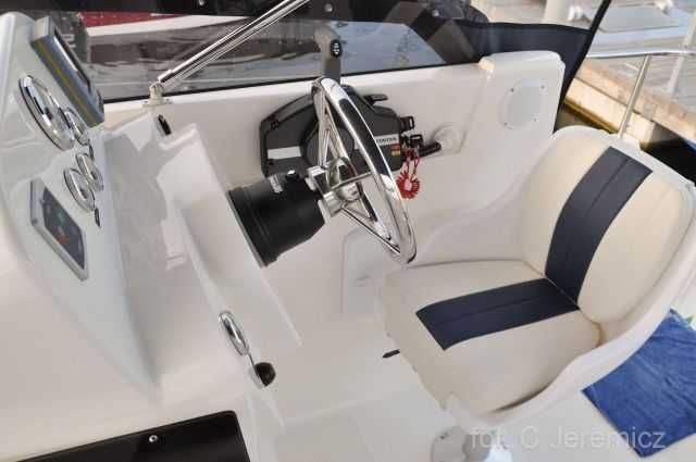 Czarter Nautika 830 Sztynort