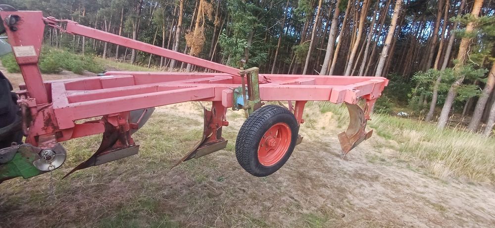 Pług zagonowy Staltech U 006