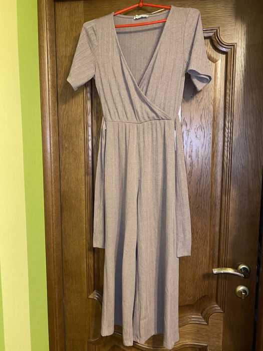 Костюм - комбинезон в рубчик