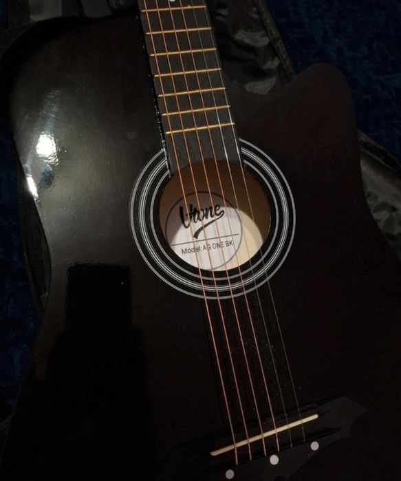 Gitara akustyczna
