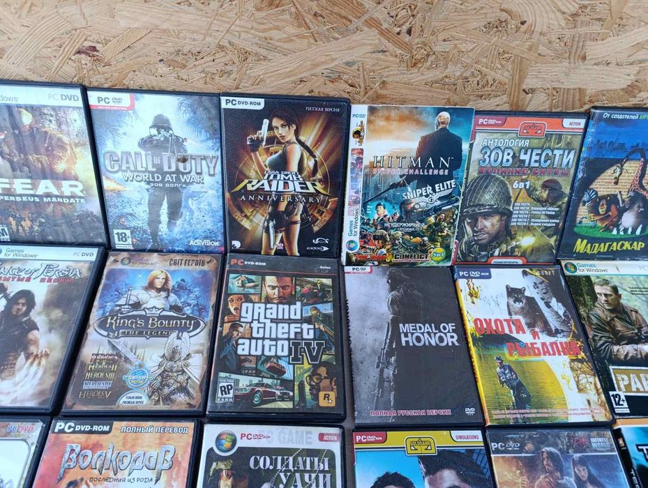 Компакт диск компьютерный игра для на компьютер DVD