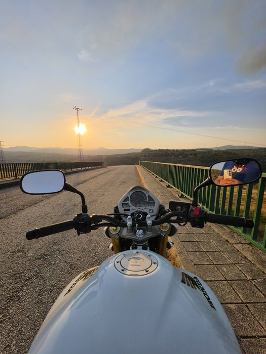 Honda Hornet 17k kms