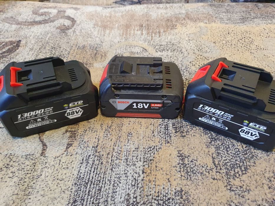 Аккумулятор Bosch GBA 18v и Makita 18v.