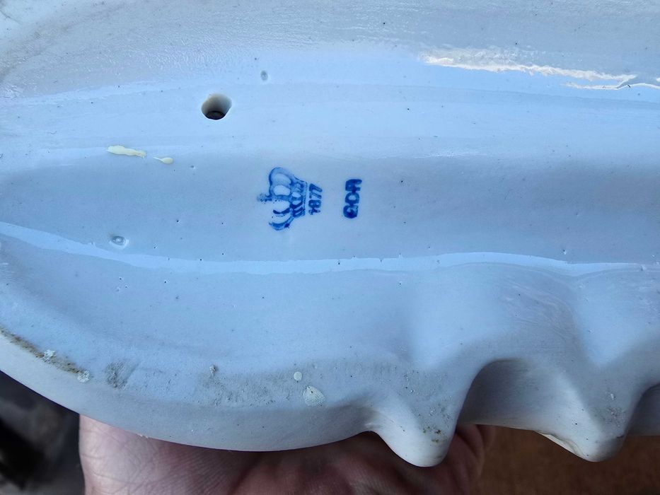 Stara porcelanowa figurka para GDR