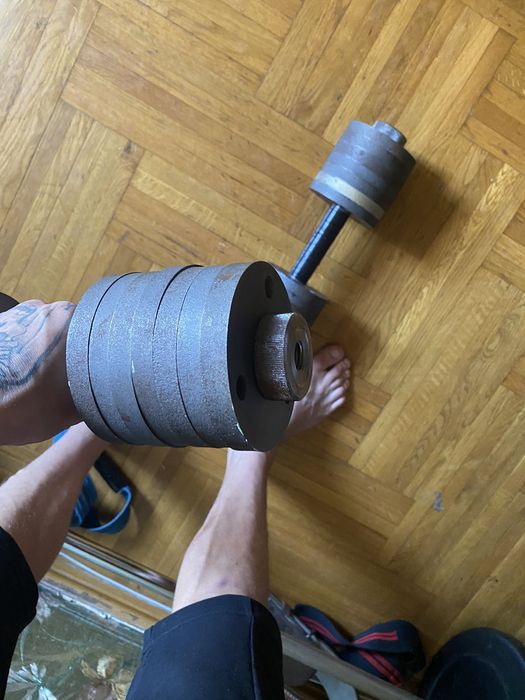 2 гантели по 16кг